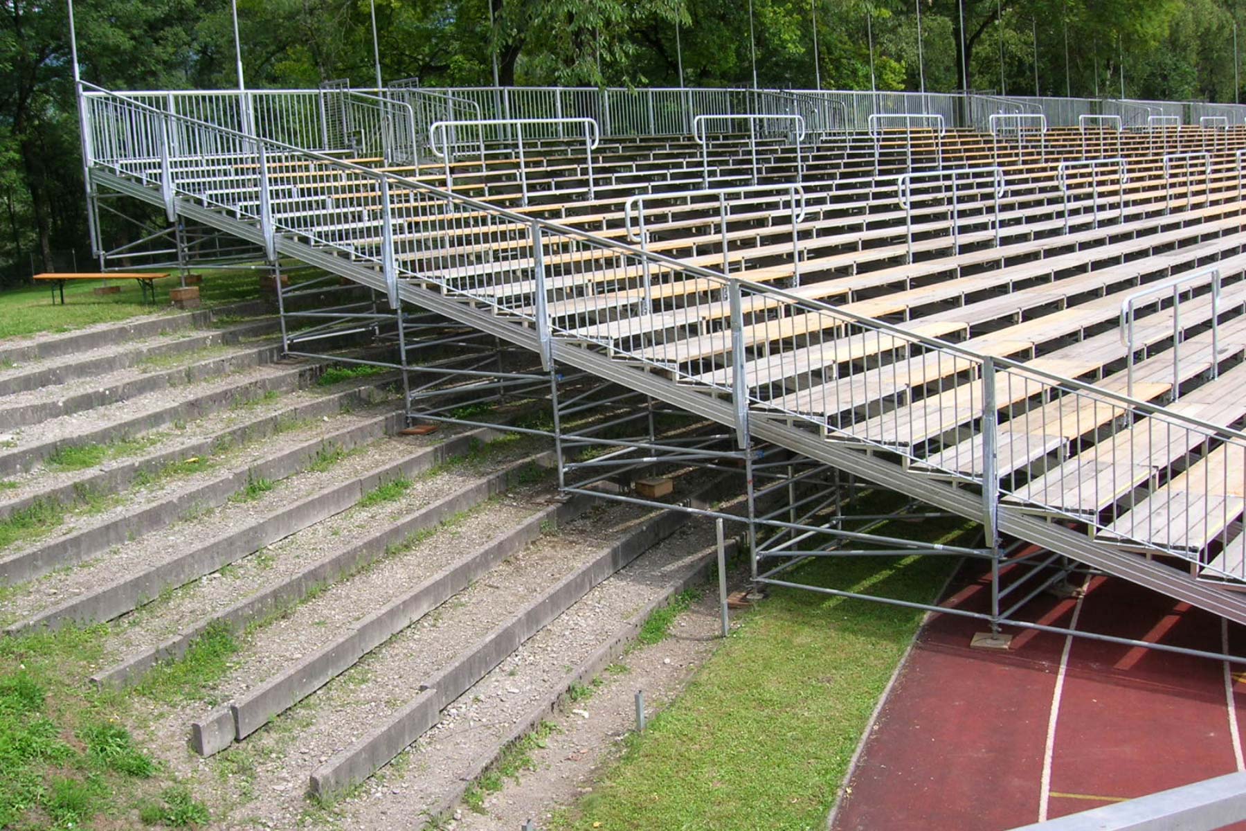 Bender Tribünen, Bühnen und Stadien für Sport Veranstaltungen Events533